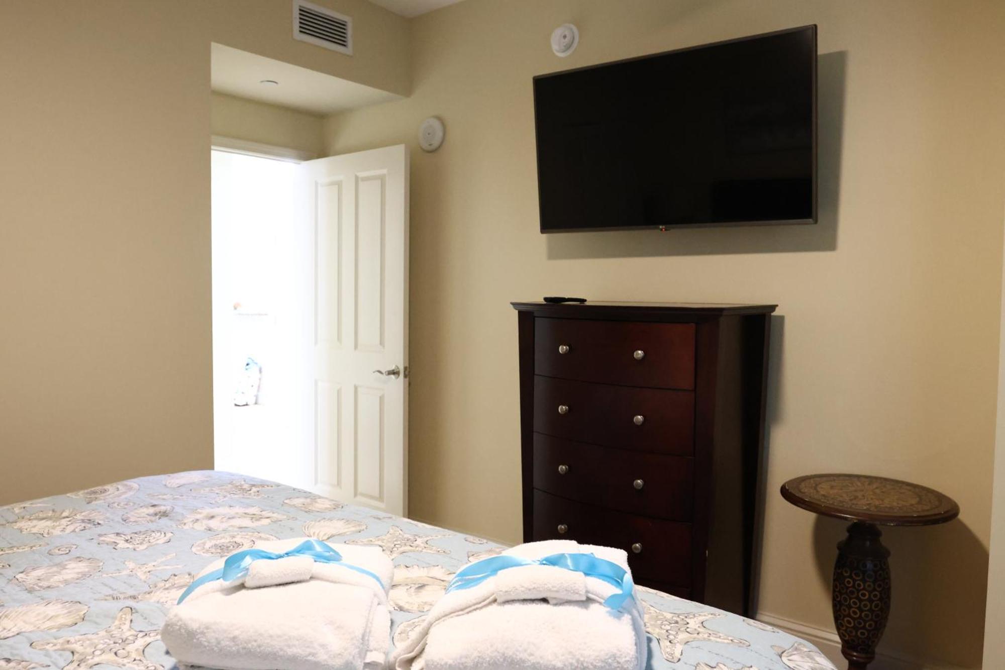 Aqua 1504 Beachfront Condo With Free Beach Chairs Panama City Beach Kültér fotó
