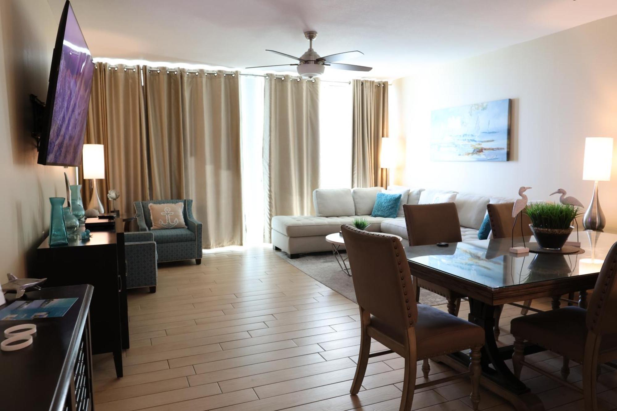 Aqua 1504 Beachfront Condo With Free Beach Chairs Panama City Beach Kültér fotó
