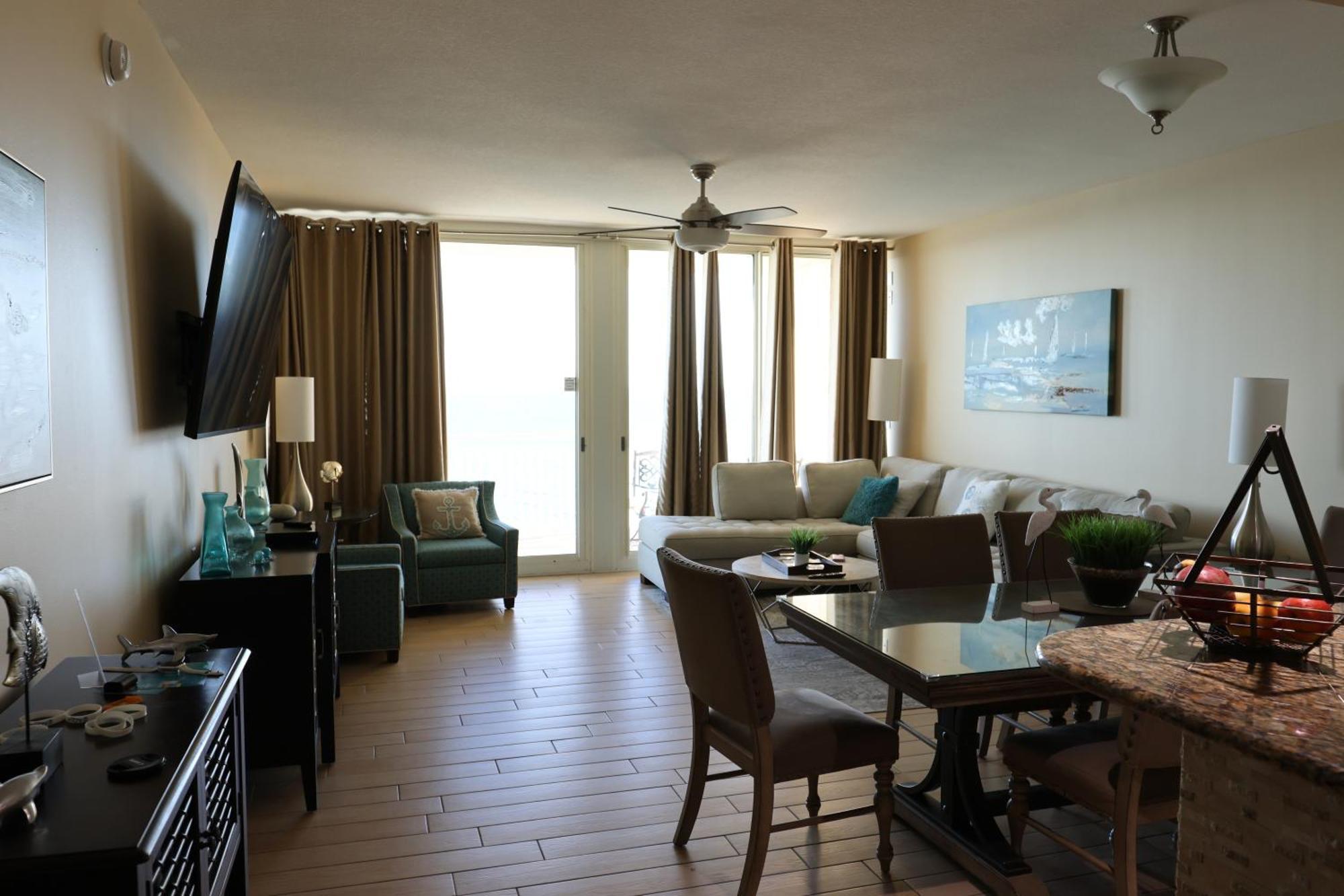 Aqua 1504 Beachfront Condo With Free Beach Chairs Panama City Beach Kültér fotó