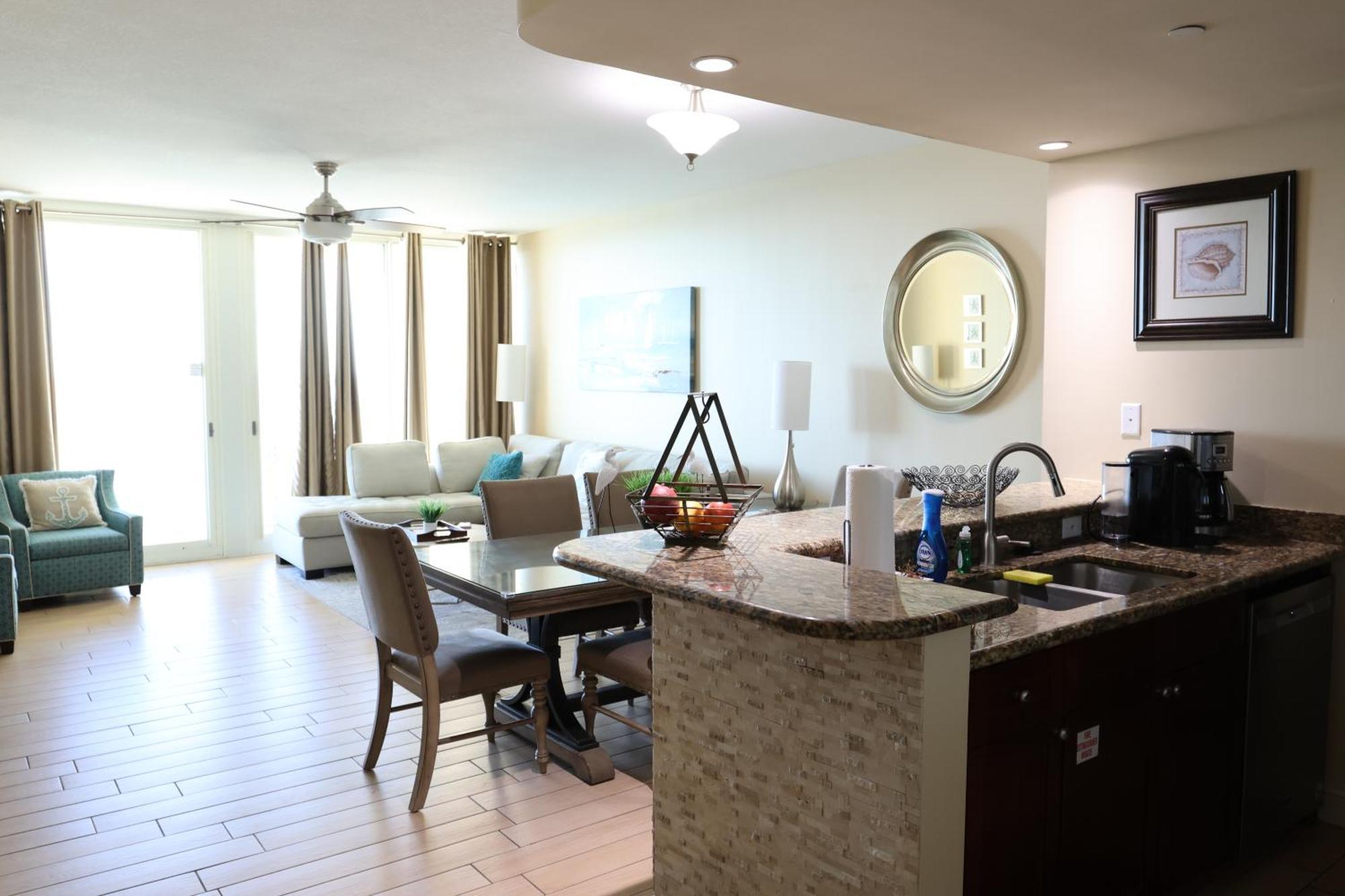 Aqua 1504 Beachfront Condo With Free Beach Chairs Panama City Beach Kültér fotó