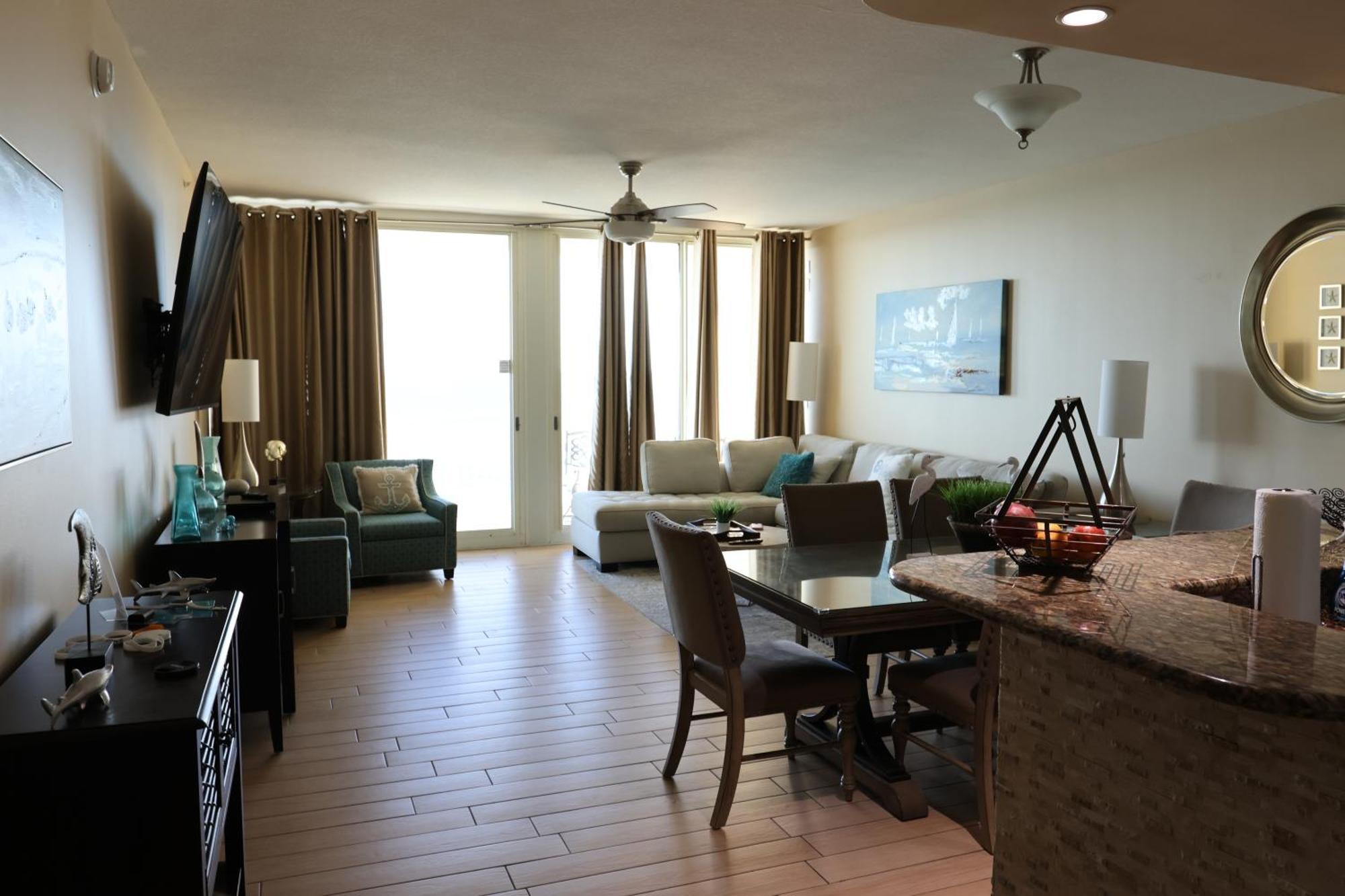 Aqua 1504 Beachfront Condo With Free Beach Chairs Panama City Beach Kültér fotó